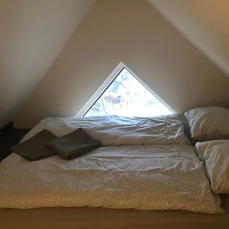 Dask Bed & Breakfast *